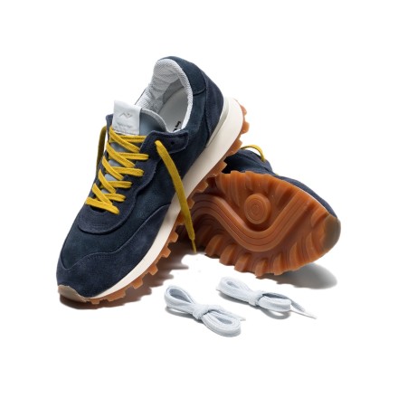 NO MAP SOCIETY Sneakers